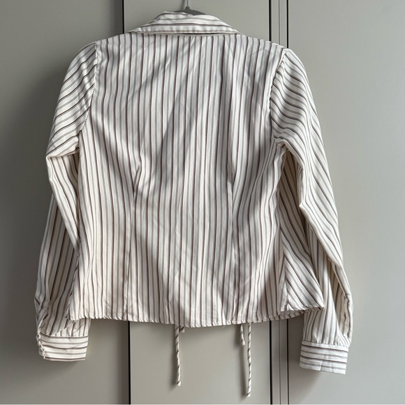 Striped tie-front top - Picture 2 of 2